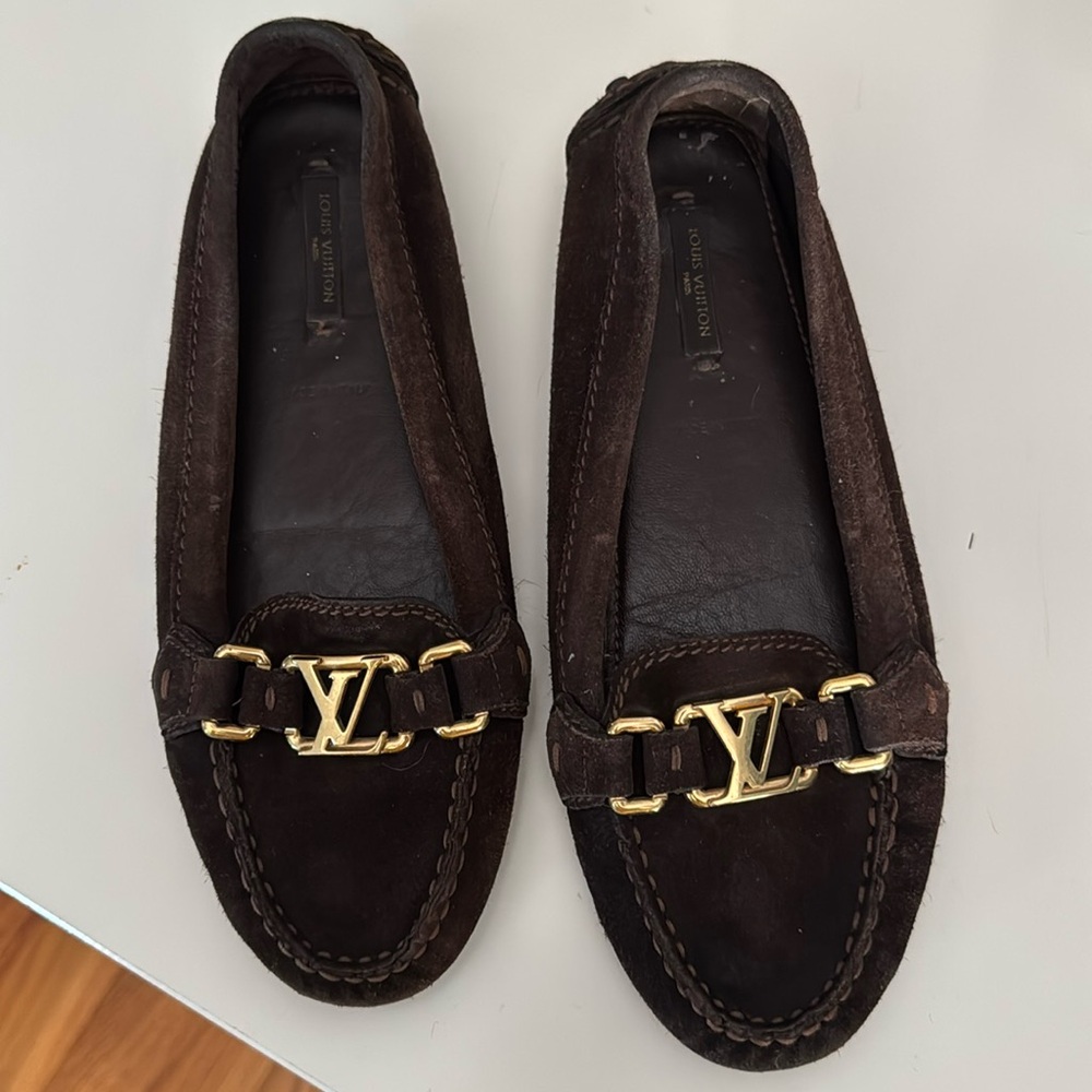 Louis Vuitton Moccasins Loafers size 37 6.5 Brown shoes